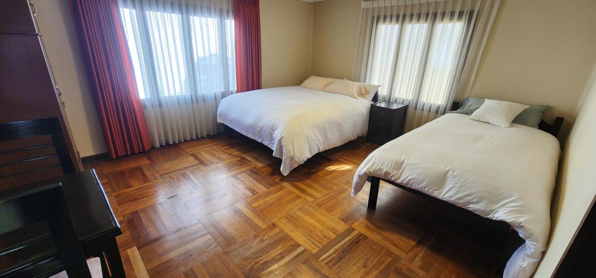 Raven La Paz Hotel Bagian luar foto