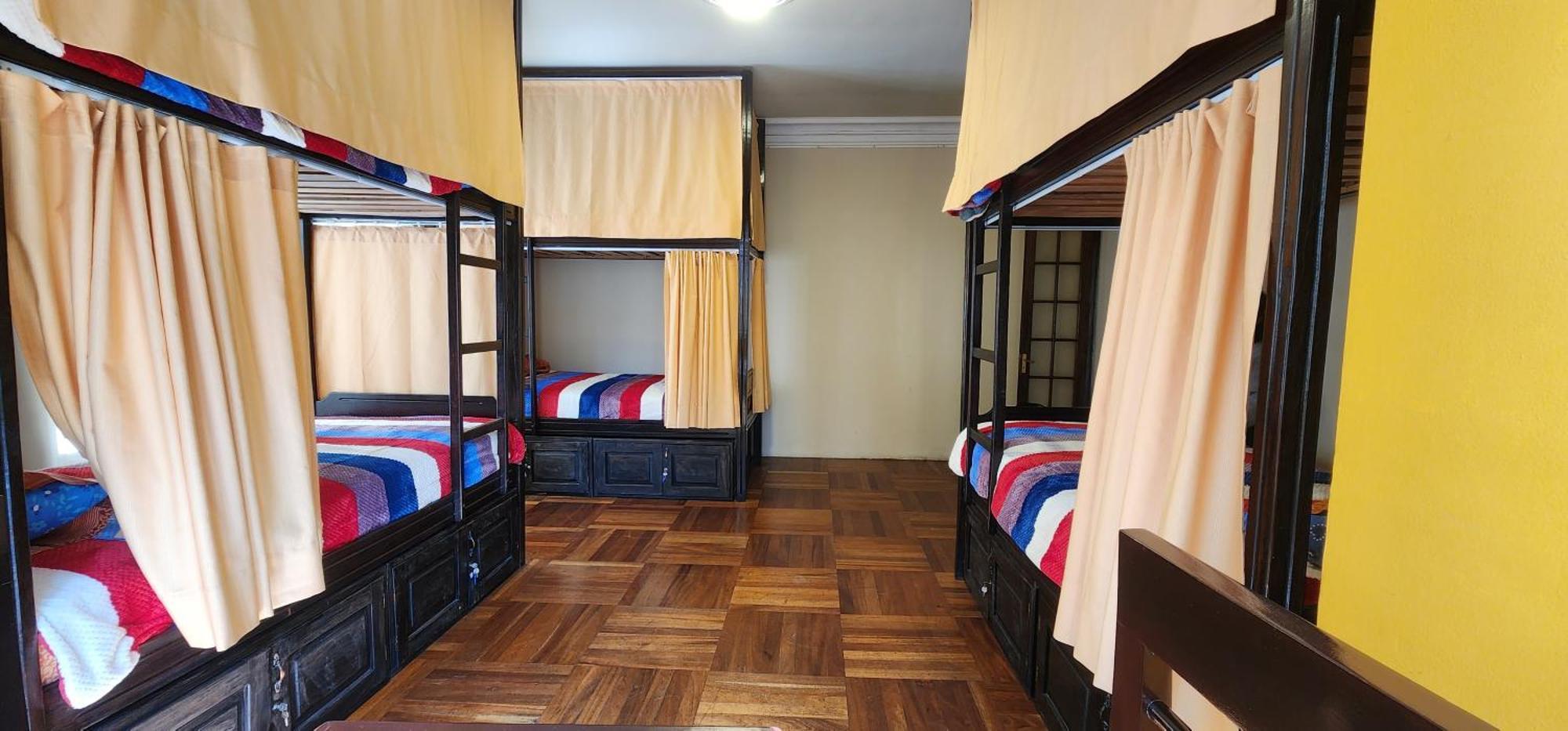 Raven La Paz Hotel Bagian luar foto