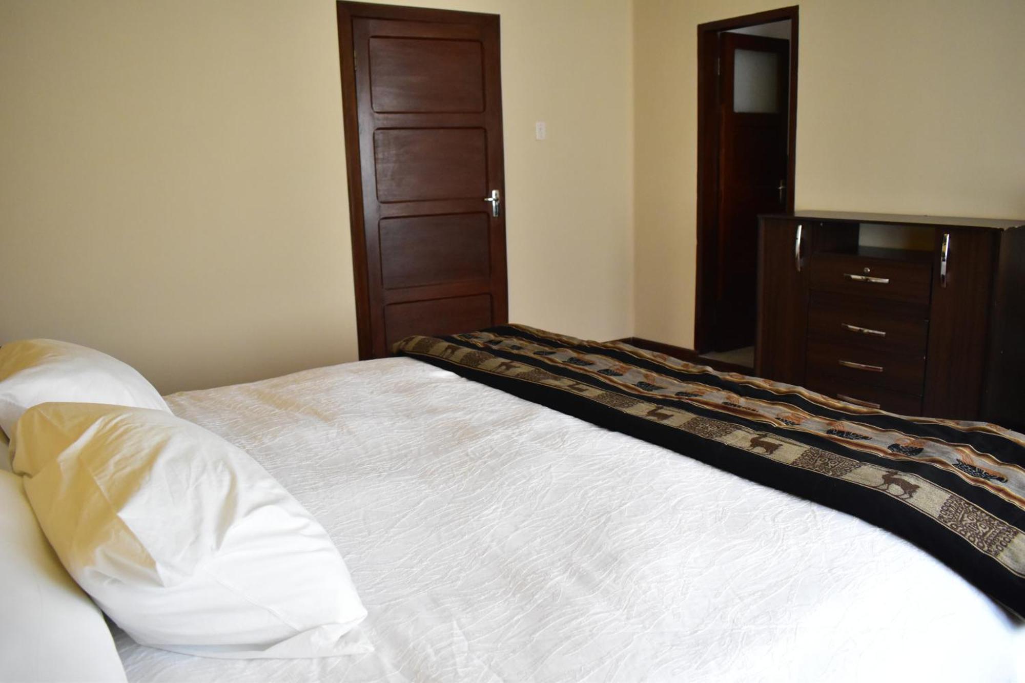Raven La Paz Hotel Bagian luar foto